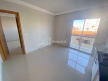 <strong>APARTAMENTO SEMI MOBILIADO PARA LOCAÇÃO NO CENTRO</strong>