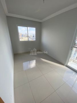 Apartamento Semi Mobiliado Para Locação No Centro