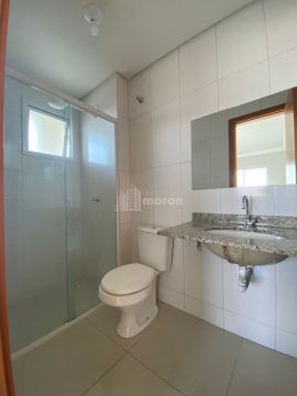 Apartamento Semi Mobiliado Para Locação No Centro