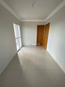 Apartamento Semi Mobiliado Para Locação No Centro