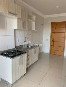 <strong>APARTAMENTO PARA ALUGAR  NO CENTRO - EDIFÍCIO IMPERADOR</strong>