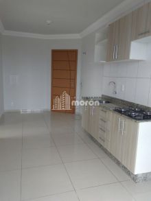 <strong>APARTAMENTO SEMI MOBILIADO PARA ALUGAR NO CENTRO</strong>