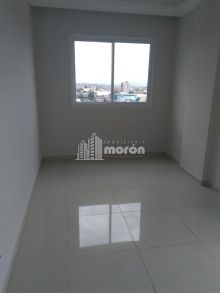<strong>APARTAMENTO SEMI MOBILIADO PARA ALUGAR NO CENTRO</strong>