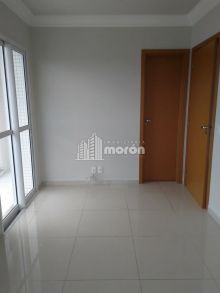 <strong>APARTAMENTO SEMI MOBILIADO PARA ALUGAR NO CENTRO</strong>
