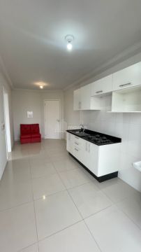 <strong>APARTAMENTO SEMI MOBILIADO PARA ALUGAR NO CENTRO</strong>
