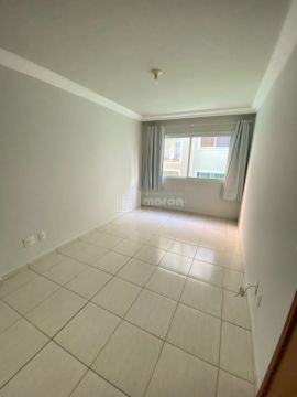 Apartamento Semi Mobiliado Para Alugar No Centro