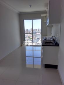 <strong>APARTAMENTO SEMI MOBILIADO PARA ALUGAR NO CENTRO</strong>