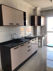 <strong>APARTAMENTO PARA ALUGAR NO CENTRO - EDIFÍCIO IMPERADOR MESCH</strong>