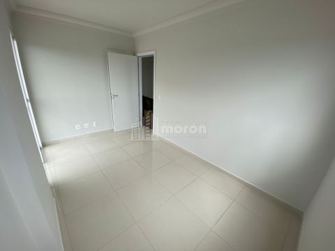 Apartamento Semi Mobiliado Para Alugar No Centro