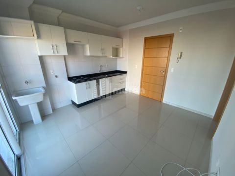 Apartamento  Semi Mobiliado  Para Alugar No Centro