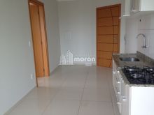 <strong>APARTAMENTO SEMI MOBILIADO  PARA ALUGAR NO CENTRO</strong>