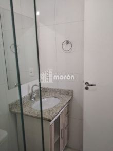 <strong>APARTAMENTO MOBILIADO PARA ALUGAR NO CENTRO - ED. ATLANTICO</strong>