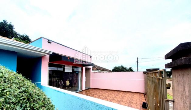 Casa  Residencial E Comercial à Venda No Cará-cará