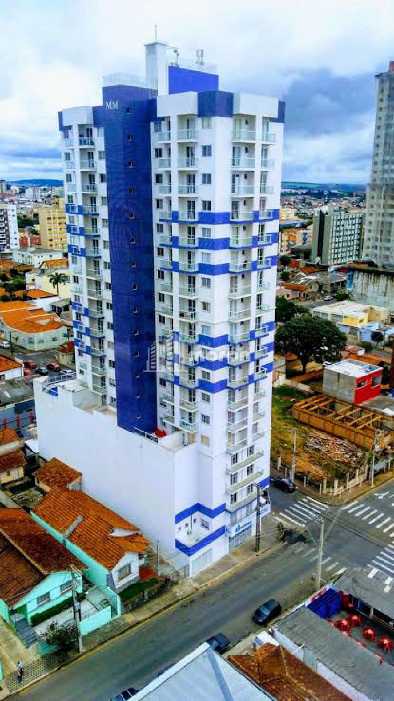 Apartamento Para Alugar No Centro- Ed. Atlantico