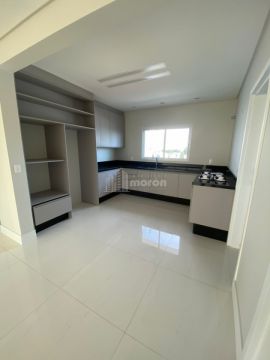 Apartamento Para Alugar No Ed. New Garden - Jardim Carvalho