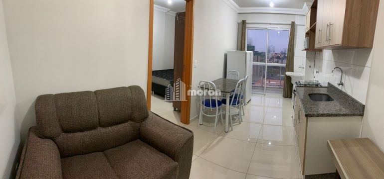 <strong>APARTAMENTO MOBILIADO PARA ALUGAR NO CENTRO - ED. IMPERADOR</strong>