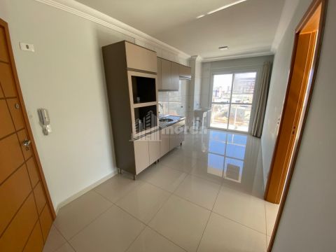 Apartamento Semi Mobiliado Para Alugar No Centro