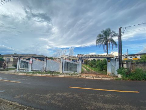 Terreno á Venda No Colônia Dona Luiza