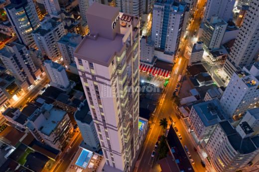 <strong>APARTAMENTO Á VENDA EM BALNEÁRIO CAMBORIU - ED ÓPERA TOWER</strong>