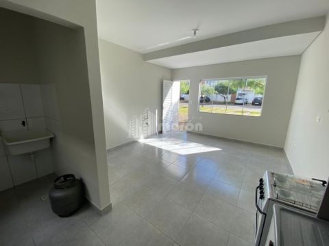 Sobrado Para Alugar Em Uvaranas - Residencial Araucária