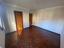 <strong>APARTAMENTO A VENDA NO CENTRO - EDIFÍCIO PORTO MADERO</strong>