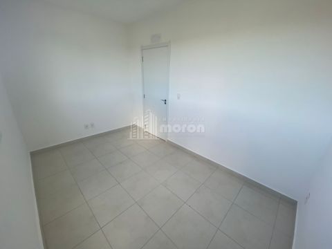 Apartamento Para Alugar Em Uvaranas - Ed. Tomazina