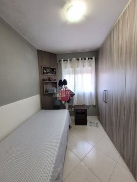 Apartamento á Venda No Centro - Edifício Victor Hugo