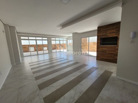 <strong>APARTAMENTO Á VENDA NO CENTRO - EDIFÍCIO PABLO VILARÓ</strong>