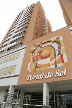 <strong>3 Dorm com suíte sacada com churrasqueira Campinas São José</strong>