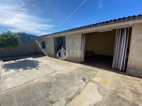 Residência No Jardim Carvalho