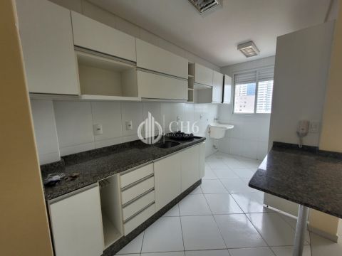 Apartamento No Edifício Henrique Velasco