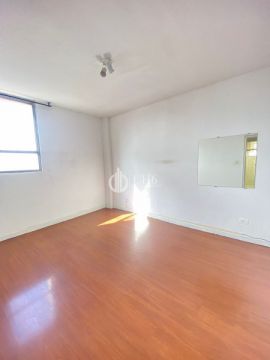 Apartamento No Edifício Kanawate