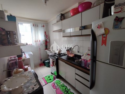 Apartamento Em Uvaranas