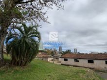 <strong>TERRENO À VENDA</strong>