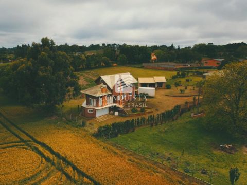 Casa à Venda Em Carambeí