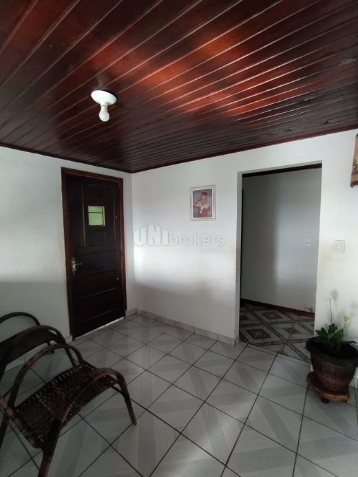 Casa Em Uvaranas ( Neves )