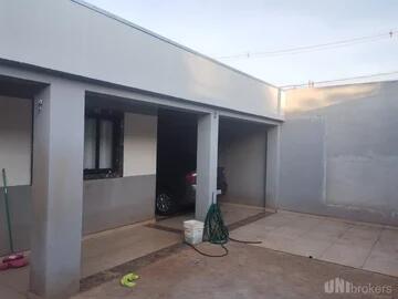 Foto Imóvel - Casa Com 3 Quartos, 1 Suíte Com Hidro - Jd. Ibirapuera