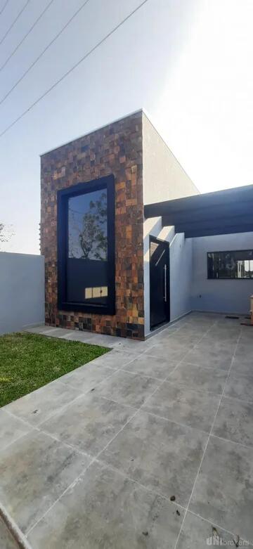 Foto Imóvel - Casa Linda Com 3 Quartos, 1 Suíte Em Uvaranas