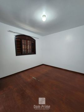 ótima Casa Com Edícula Na Madureira.