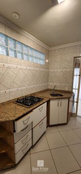 Casa Com 3 Quartos No Centro