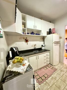 Casa Com 3 Quartos No Contorno