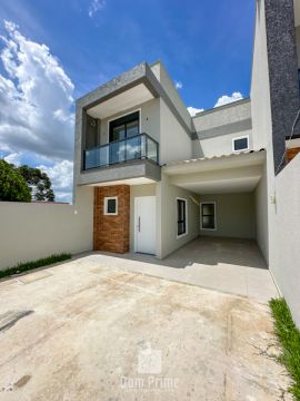 Triplex Com Três Quartos Sendo Uma Suíte No Jardim Carvalho