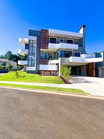 Foto Imóvel - Sobrado Com 4 Suítes 1 Master No Vale Dos Vinhedos