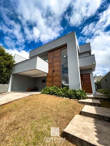 Foto Imóvel - Casa Com 4 Quartos 1 Suíte Em Uvaranas