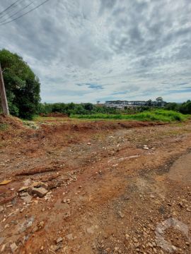 Terreno Cara Cará - Rua Massaranduba