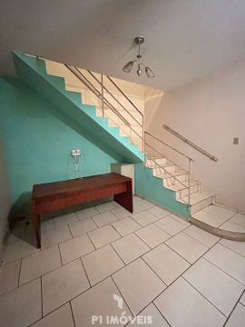 Residência Central á Venda