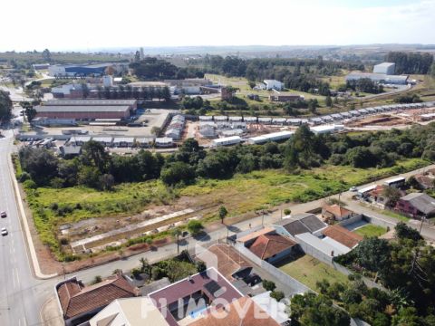 Esquina Comercial - Uvaranas