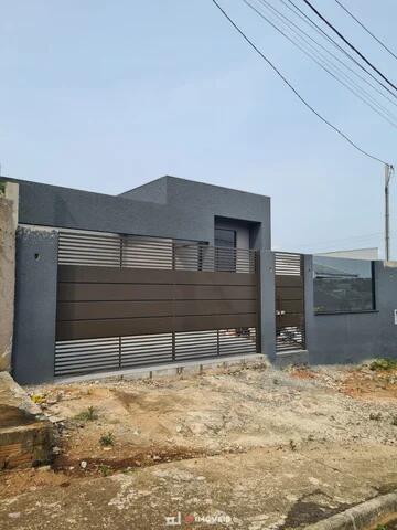 Foto Imóvel - Excelente Residência  Com Suite E área Gourmet