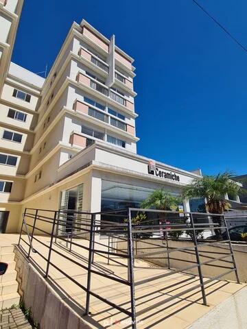 Foto Imóvel - Ampla Sala Comercial Em Região De Alto Desenvolvimento.