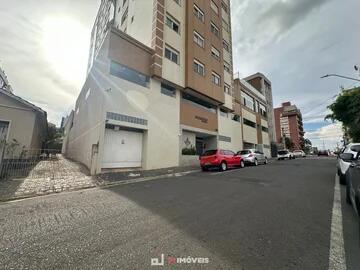 Foto Imóvel - Apartamento 3 Quartos, Com Area Externa No Centro.